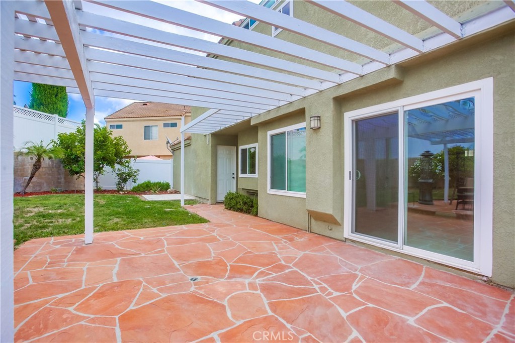 California Reflections (CRE) - Residential Lease