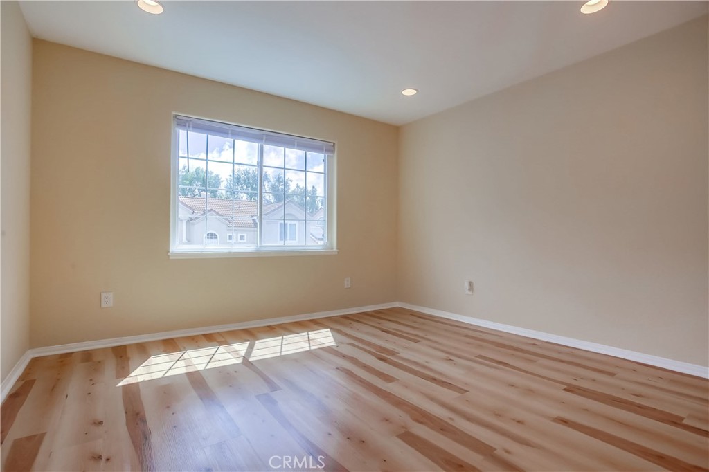 California Reflections (CRE) - Residential Lease