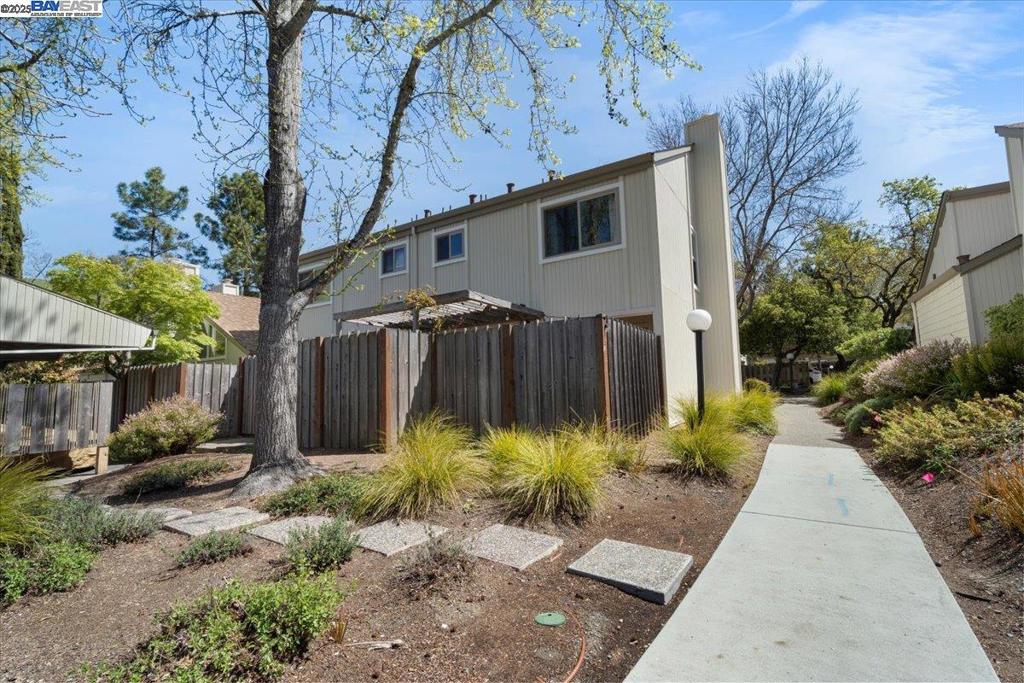 RHEEM GARDENS - Residential
