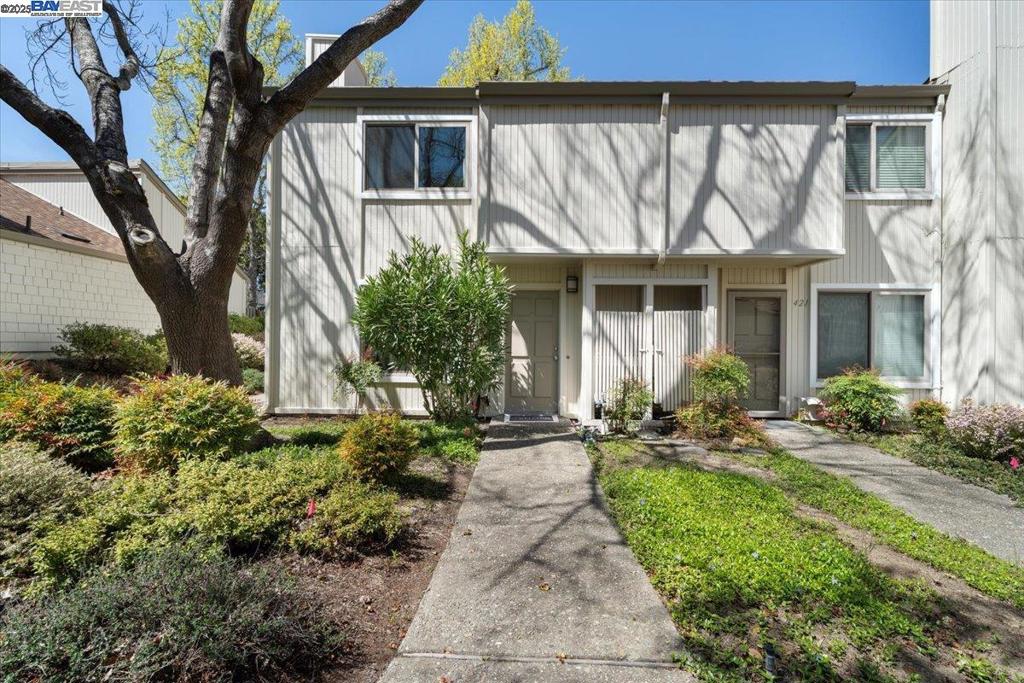 RHEEM GARDENS - Residential