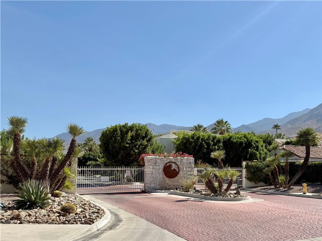 Photo of 255 E Avenida Granada #915, Palm Springs, CA 92262 (MLS # JT25214402)