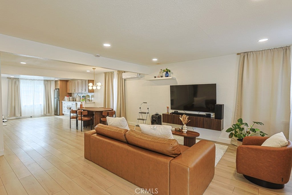 2218 Towner 2218 Towner