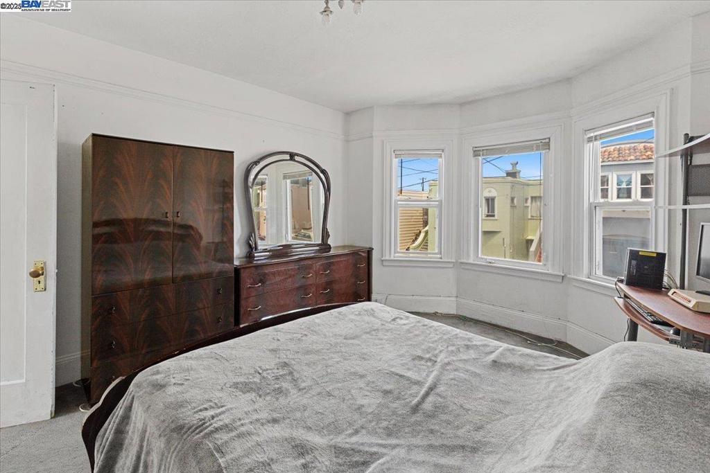 40 Acton St