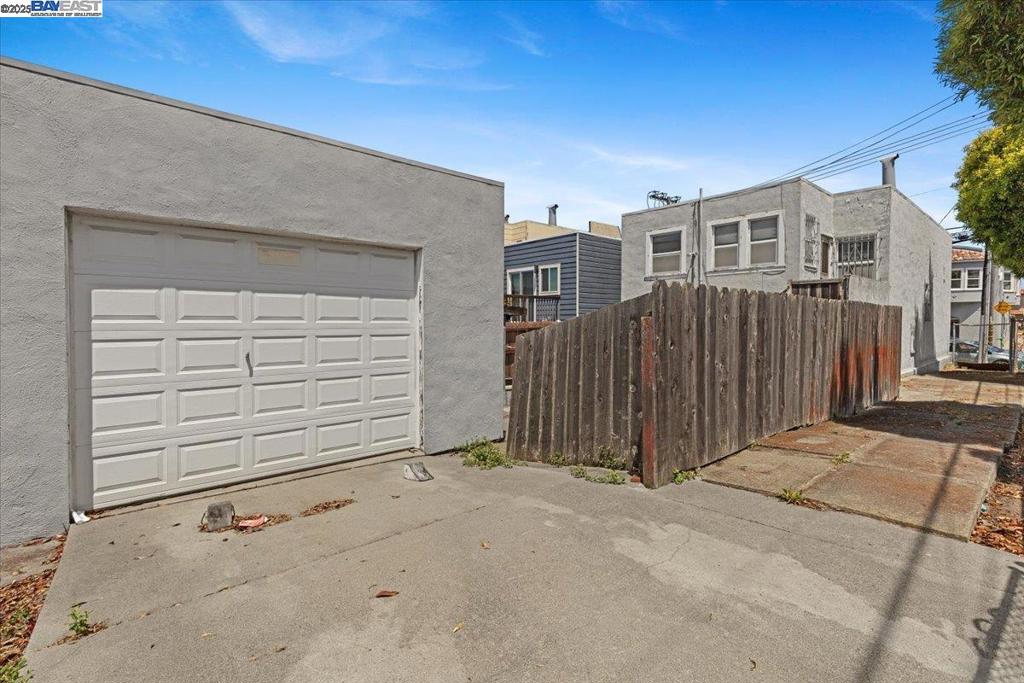 40 Acton St
