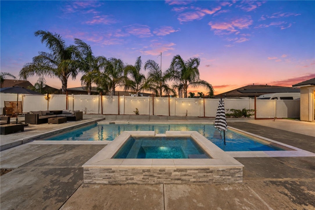 28436 Ivory Court