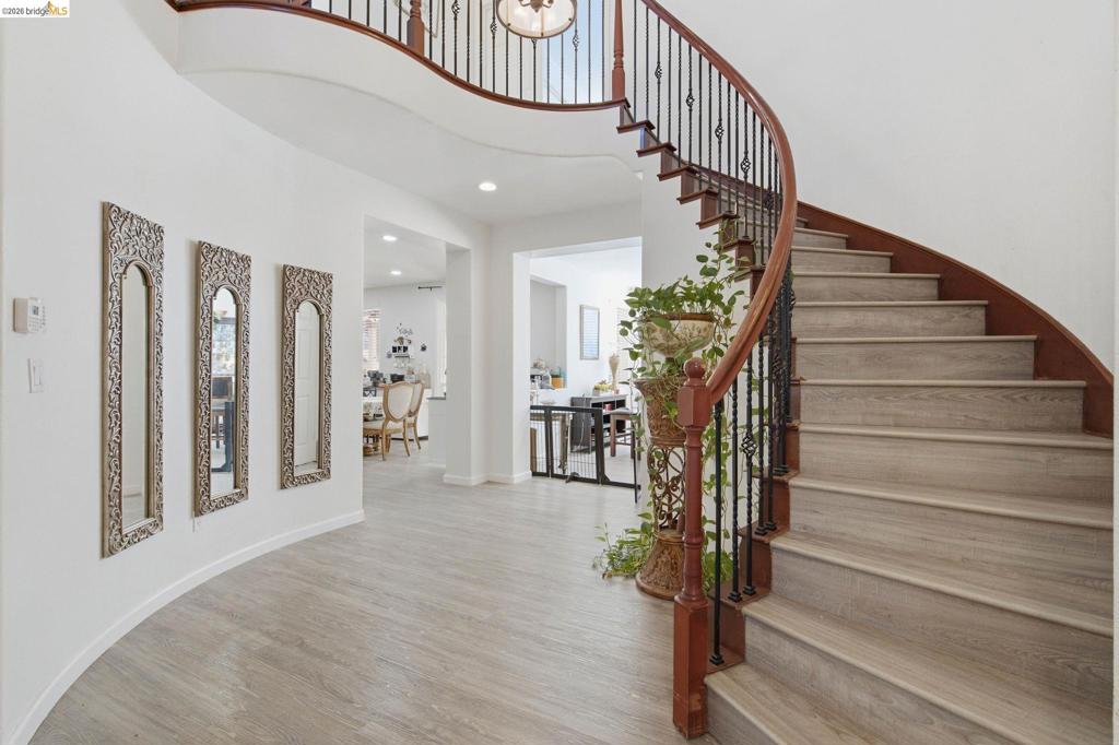1882 FOSTER MOUNTAIN COURT
