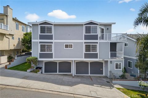 Photo of 456 Ocean View Ave, Hermosa Beach, CA 90254 (MLS # GD26083693)