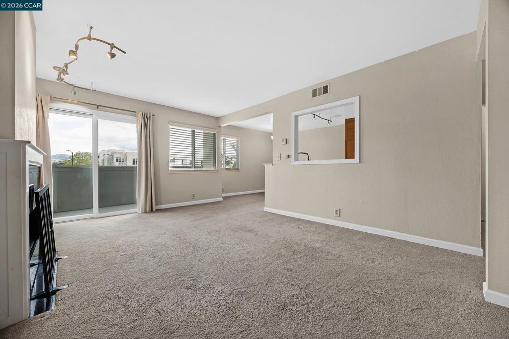 1810 Cole Ave 3