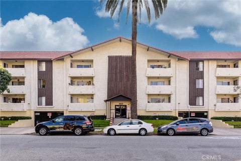 Photo of 1422 Rock Glen Avenue #203, Glendale, CA 91205 (MLS # GD26224164)