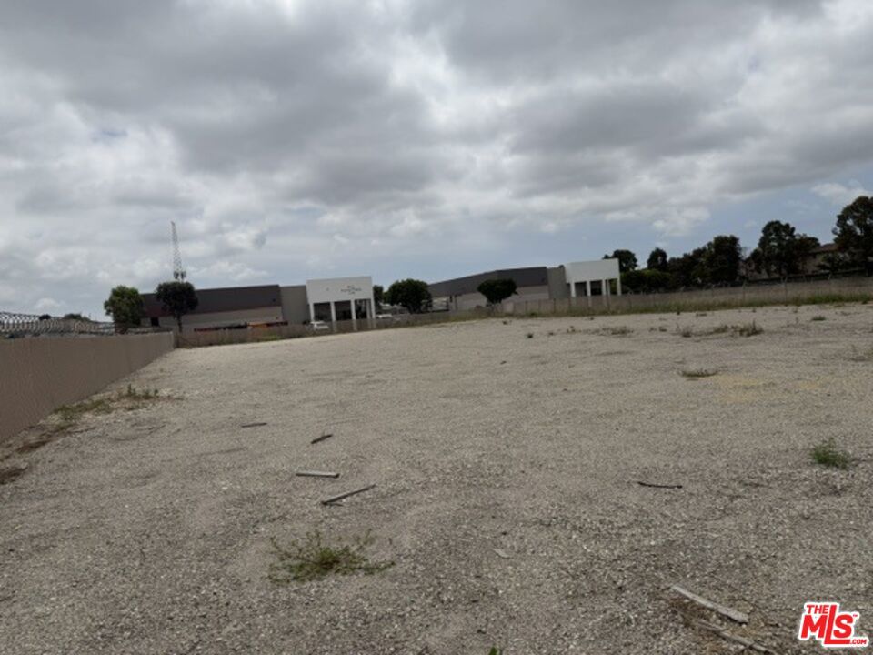 Photo 1 of 7 — 2320 Latigo Avenue, Oxnard, CA 93030