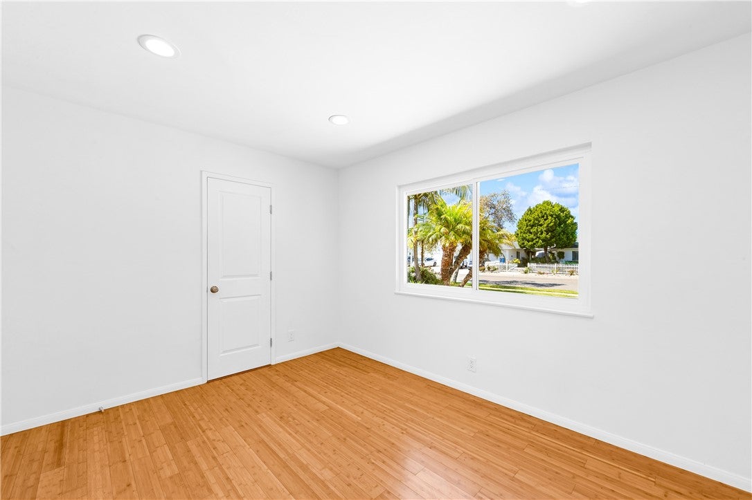 14362 Spa Drive, Huntington Beach CA 92647 - Photo 35