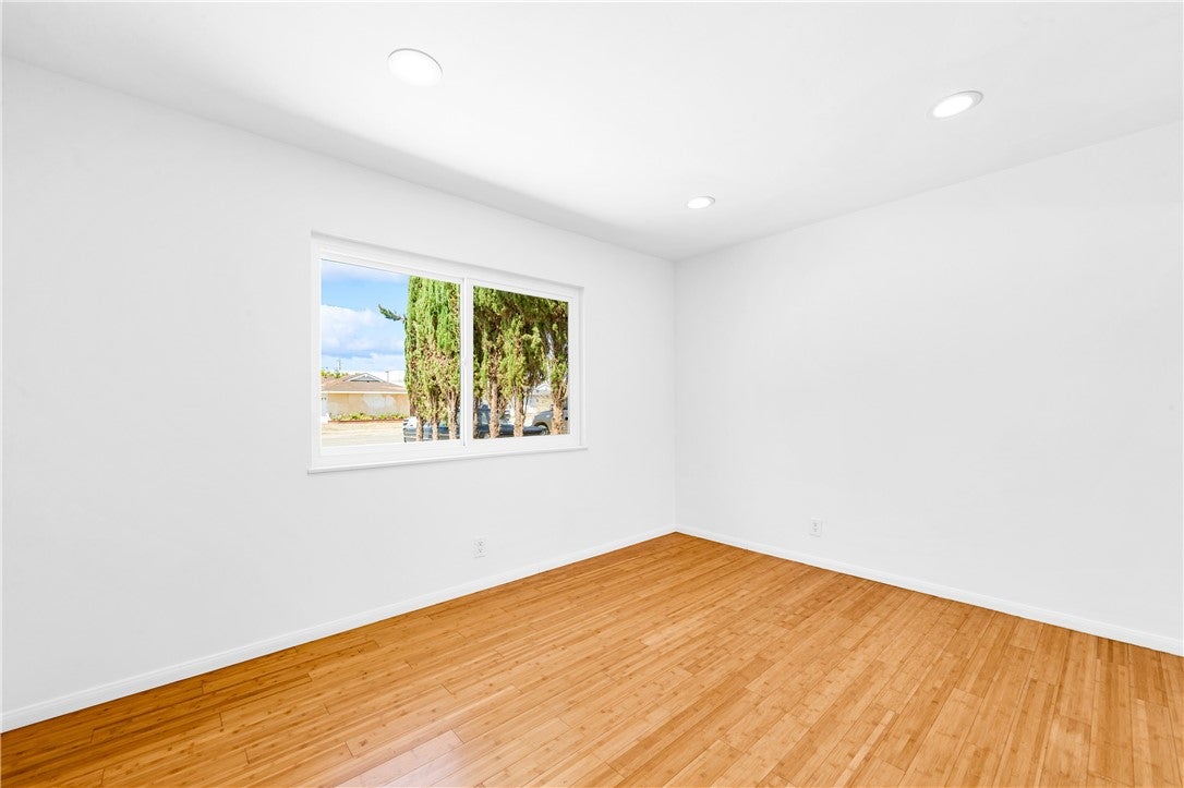 14362 Spa Drive, Huntington Beach CA 92647 - Photo 32