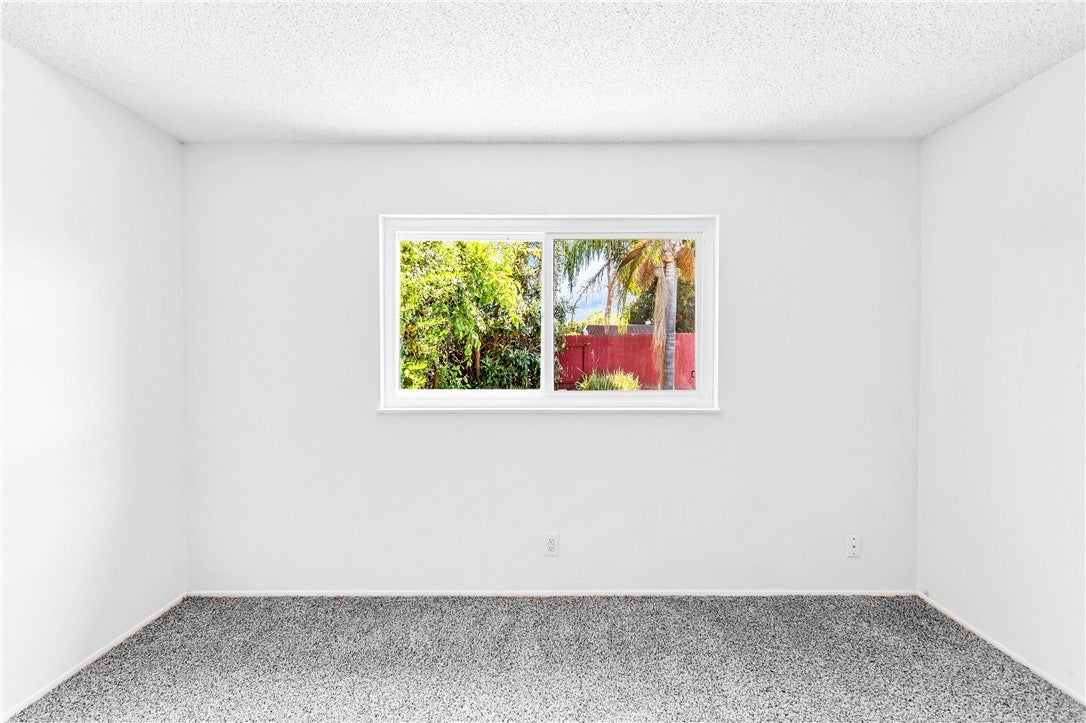 14362 Spa Drive, Huntington Beach CA 92647 - Photo 31