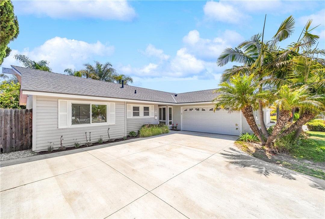 14362 Spa Drive, Huntington Beach CA 92647 - Photo 1