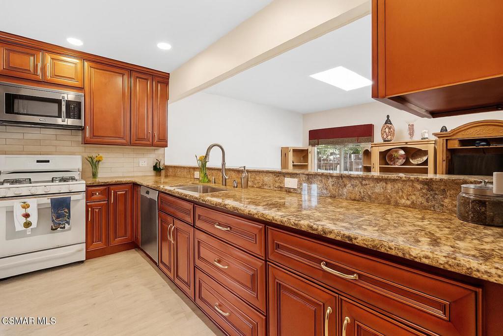 1455 Calle Colina