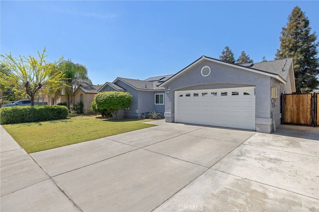 Photo of 517 Tucker Avenue, Sanger, CA 93657 (MLS # FR26062608)