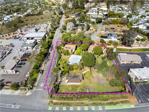 Photo of 801 W Vista Way, Vista, CA 92083 (MLS # OC26062058)