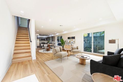 Photo of 5436 Romaine Street #1/2, Los Angeles, CA 90038 (MLS # 25603631) Photo of 5436 Romaine Street #1/2, Los Angeles, CA 90038 (MLS # 25603631)