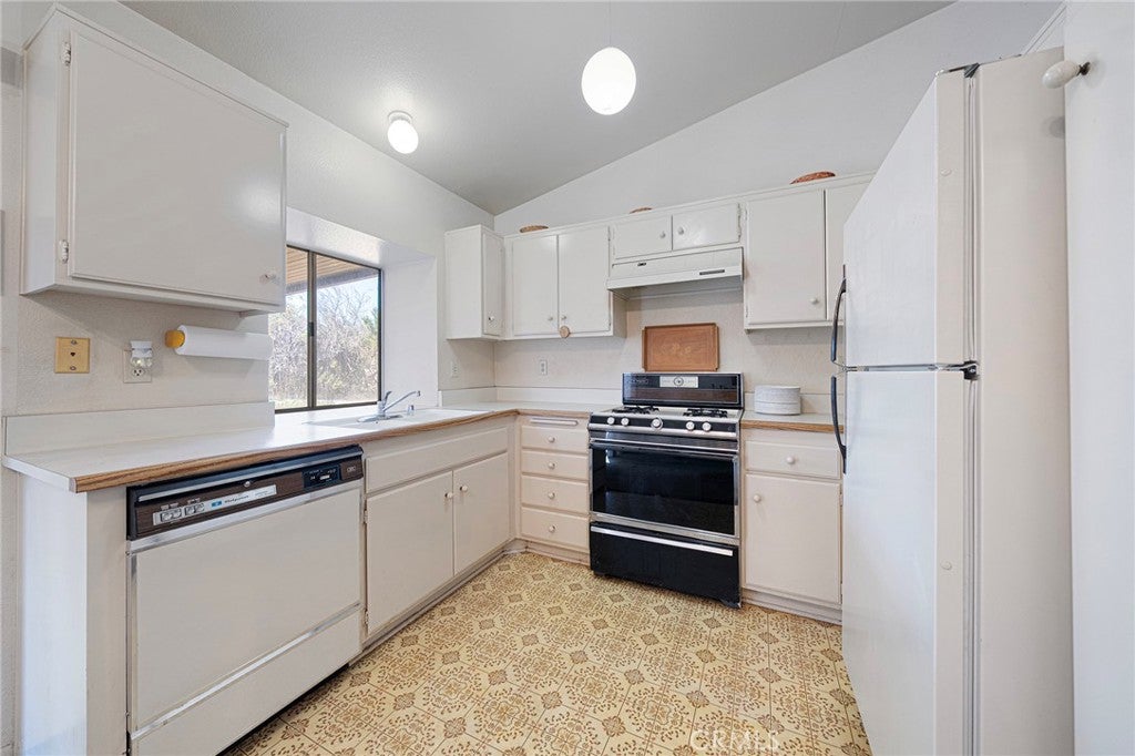 6846 Plum Way