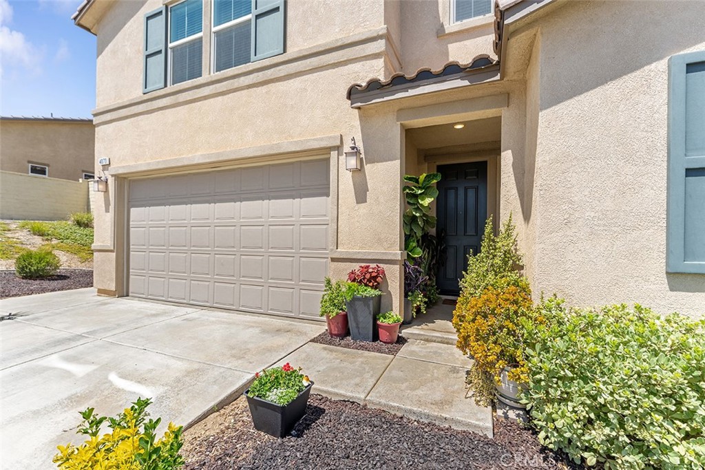 4073 Tamarind Ridge
