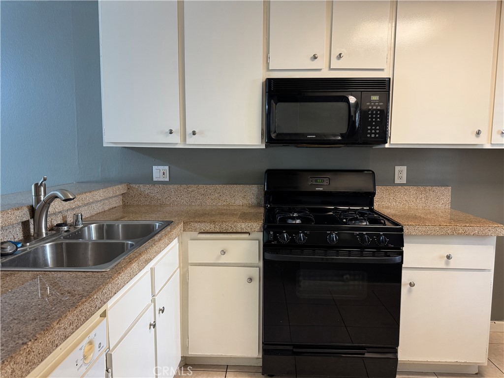 Lake Condos (CM) - Residential Lease
