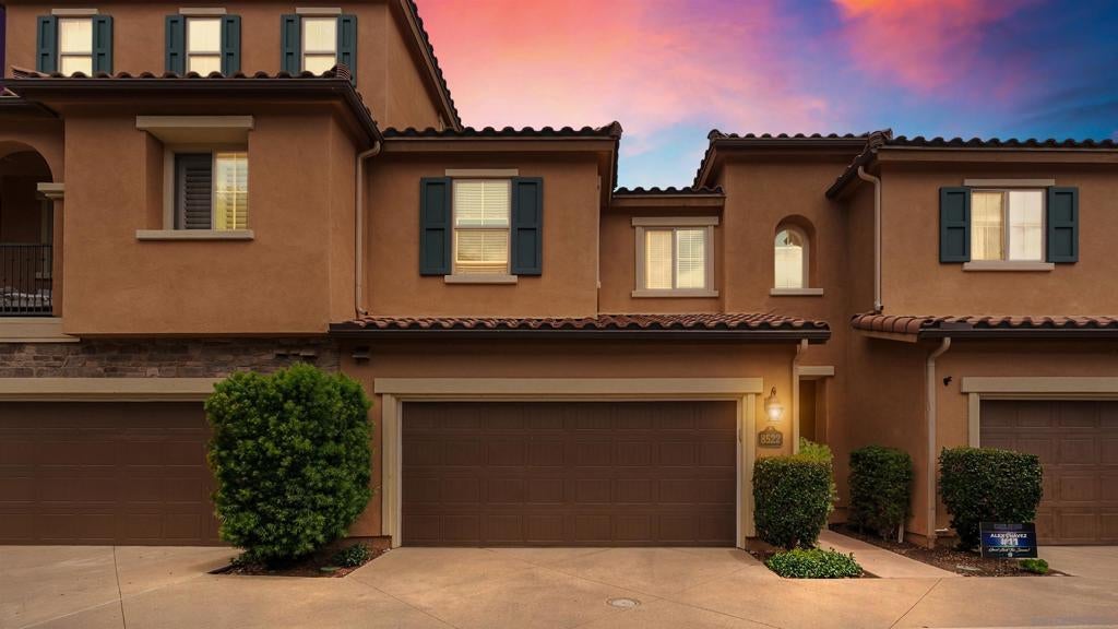 8522 Old Stonefield Chase