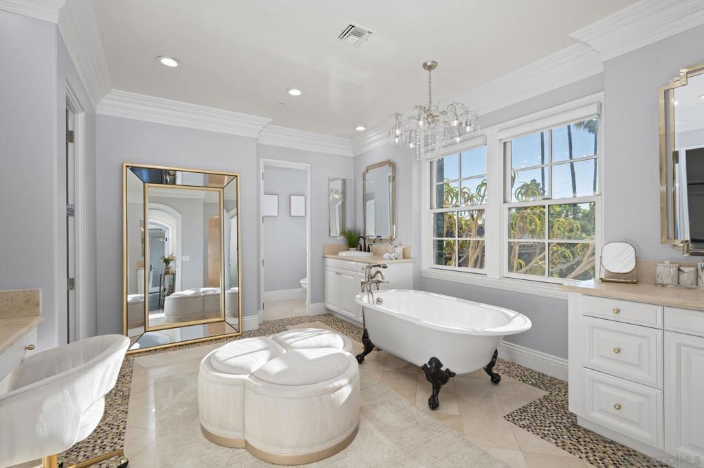 Rancho Santa Fe - Residential