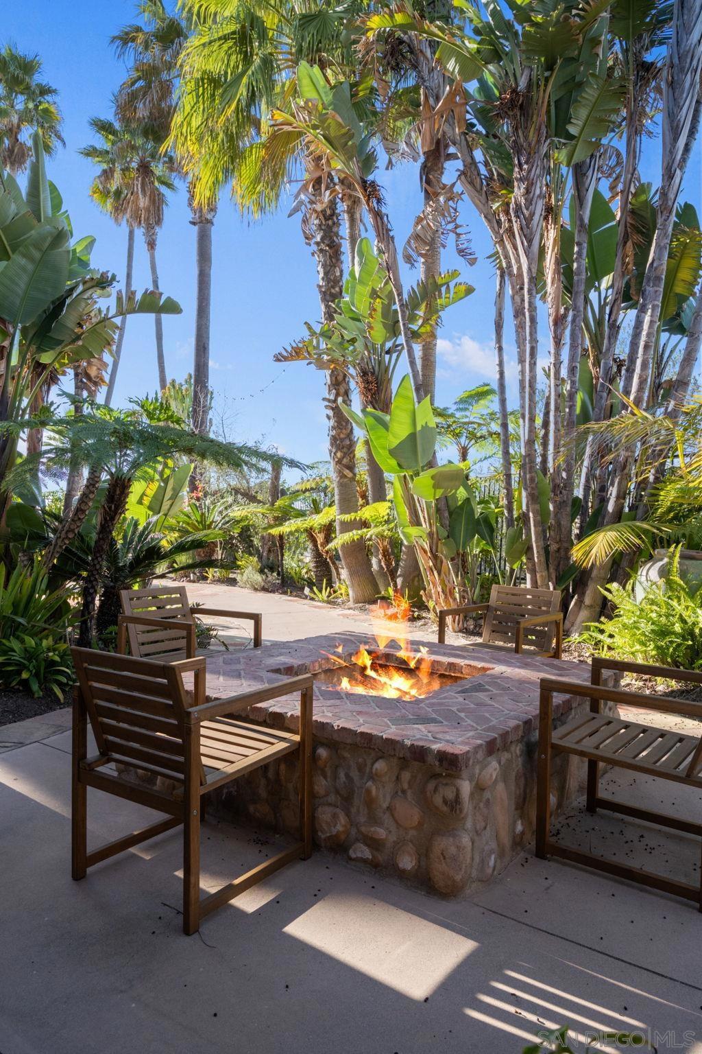 Rancho Santa Fe - Residential