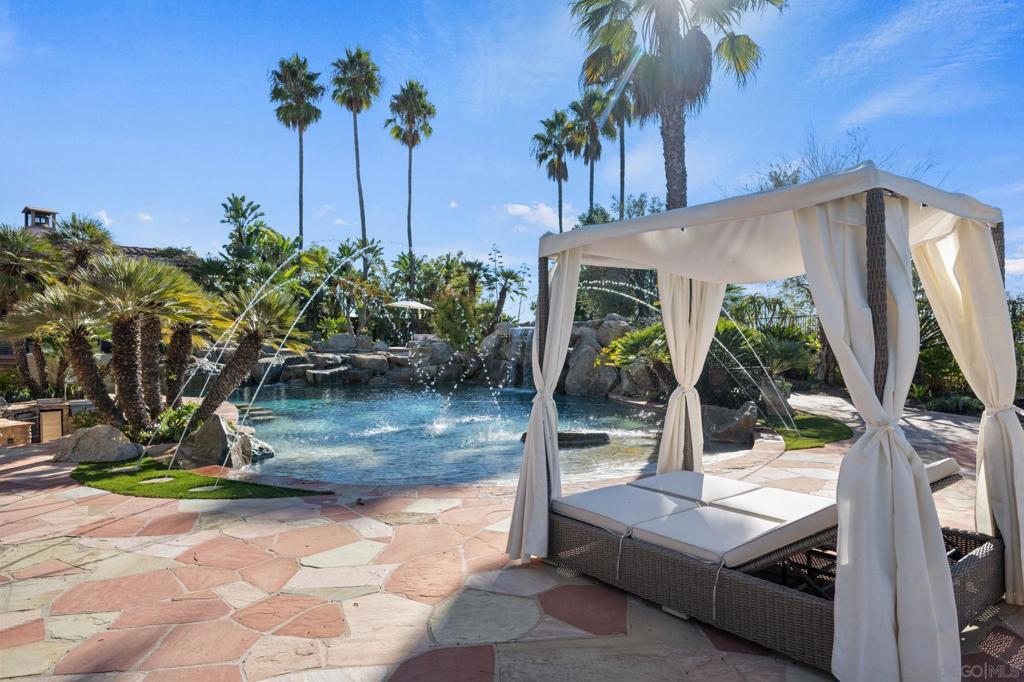 Rancho Santa Fe - Residential