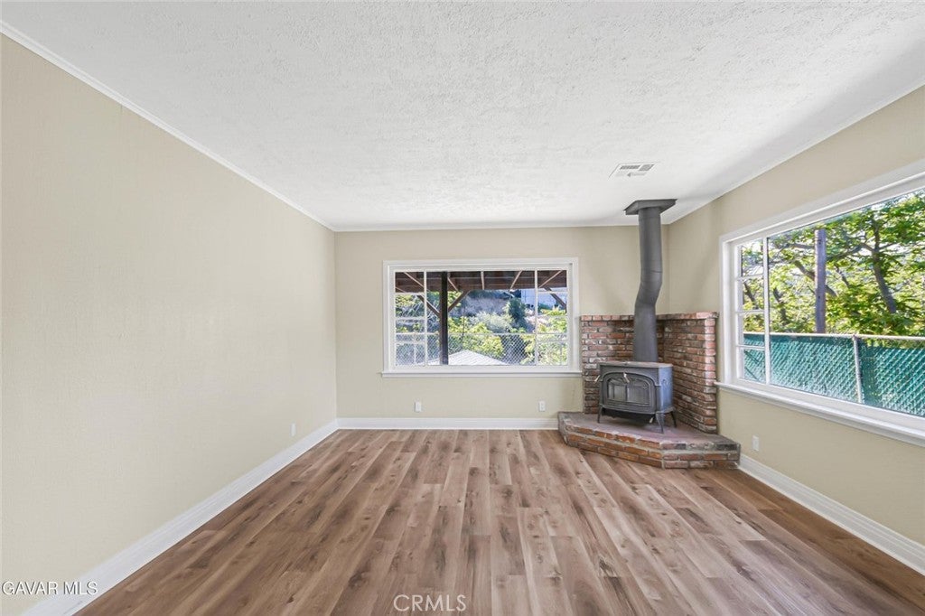 43714 Log Cabin Trl