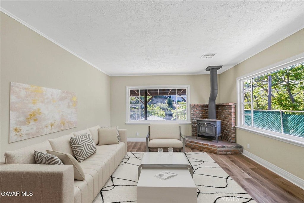 43714 Log Cabin Trl