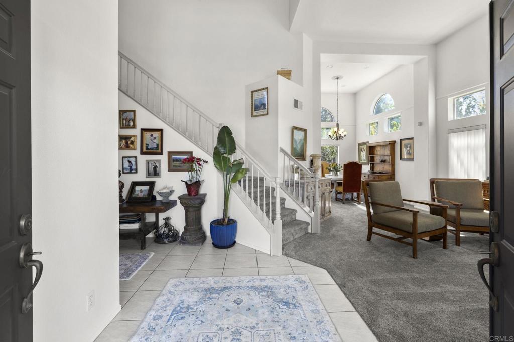 32147 Corte Florecita