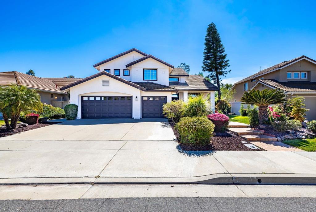 32147 Corte Florecita