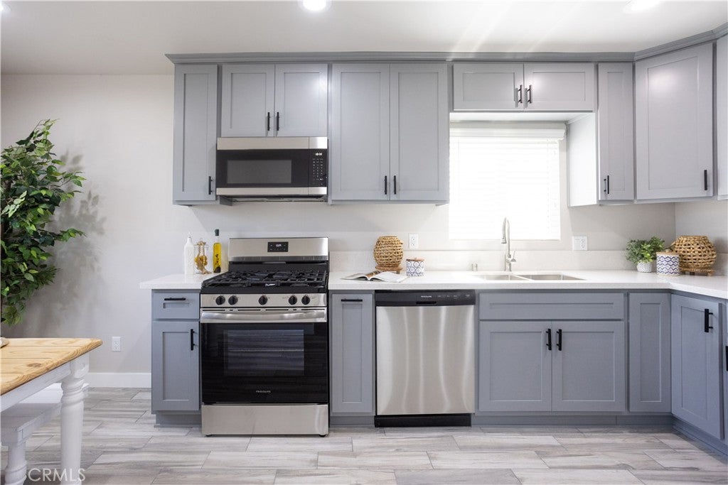 4816 W 134th Place