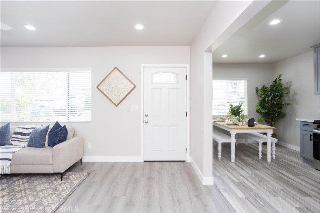 4816 W 134th Place