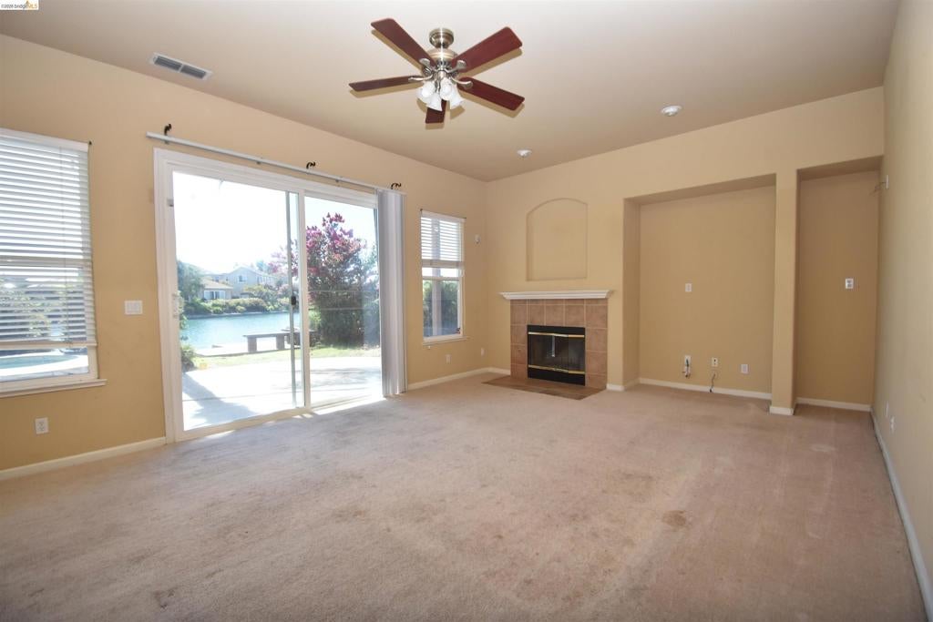 4445 Spyglass Dr