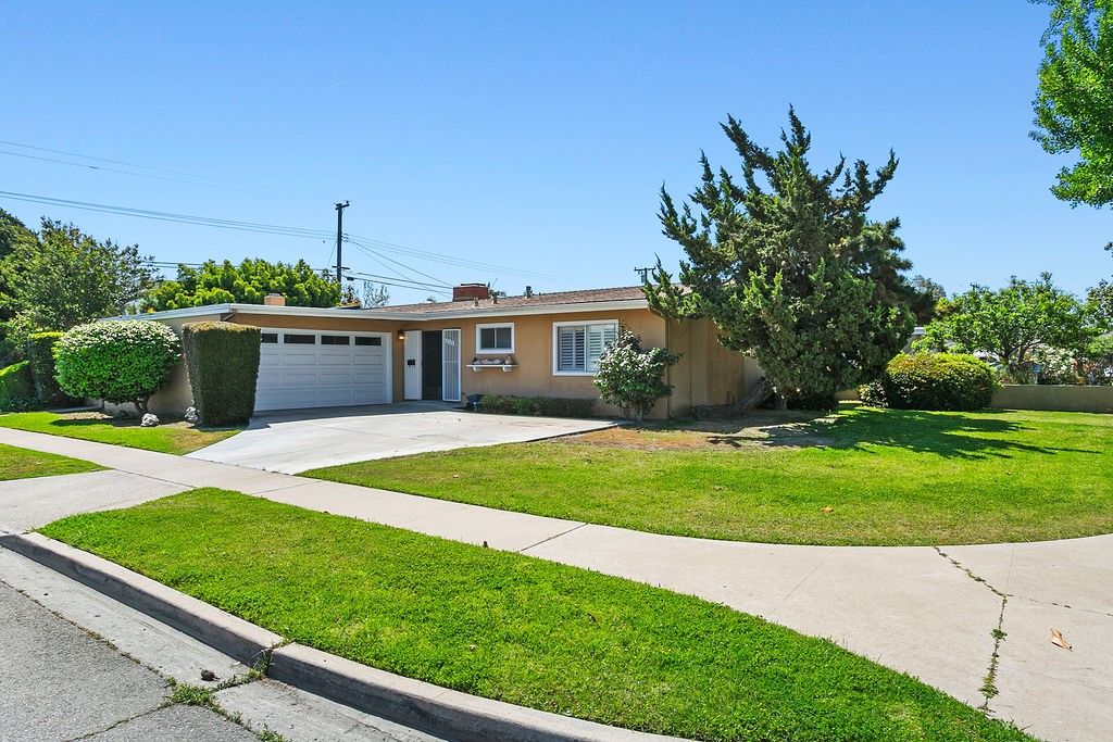 listing image 130726602448722541146