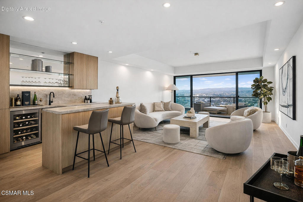 Los Angeles, California, 90024, United States, 3 Bedrooms Bedrooms, ,4 BathroomsBathrooms,Residential,Active,2020549