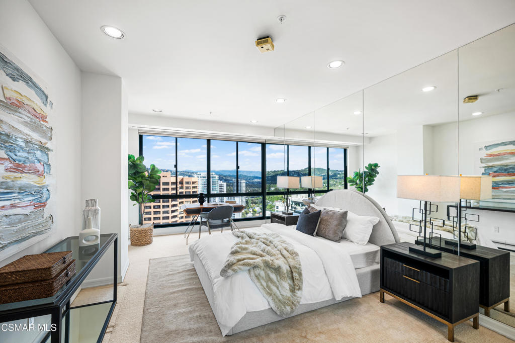 Los Angeles, California, 90024, United States, 3 Bedrooms Bedrooms, ,4 BathroomsBathrooms,Residential,Active,2020549