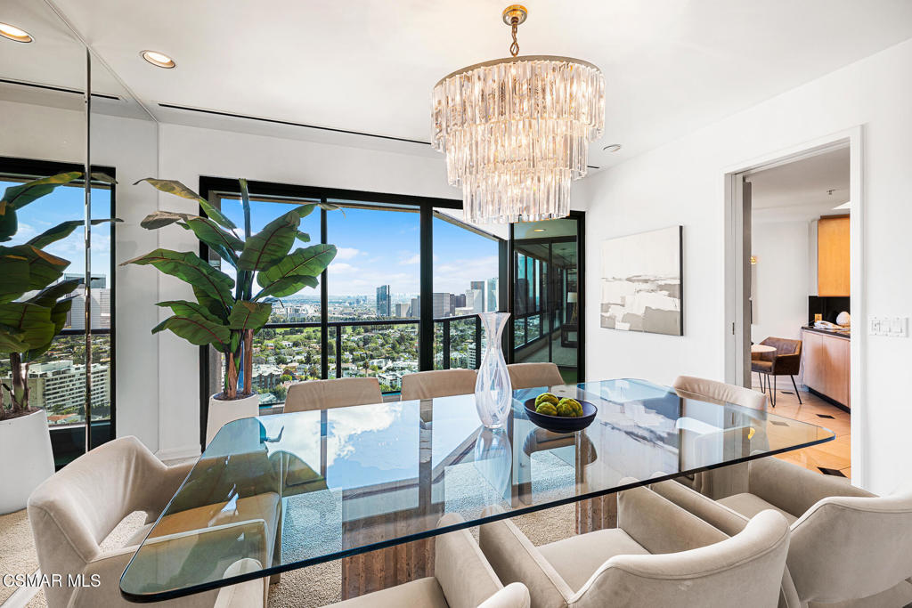 Los Angeles, California, 90024, United States, 3 Bedrooms Bedrooms, ,4 BathroomsBathrooms,Residential,Active,2020549