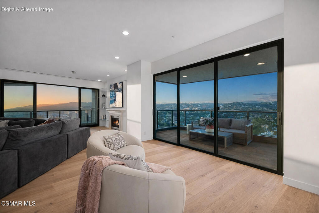 Los Angeles, California, 90024, United States, 3 Bedrooms Bedrooms, ,4 BathroomsBathrooms,Residential,Active,2020549