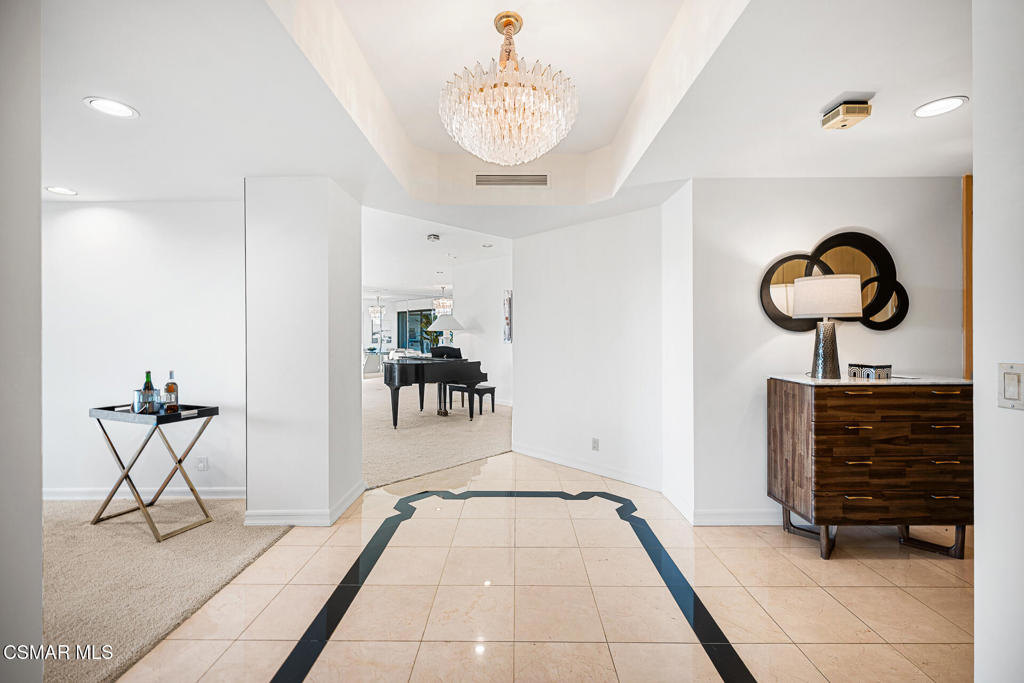 Los Angeles, California, 90024, United States, 3 Bedrooms Bedrooms, ,4 BathroomsBathrooms,Residential,Active,2020549