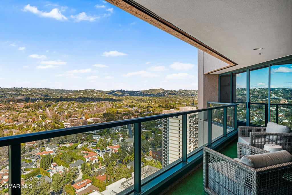 10490 Wilshire Boulevard 2504