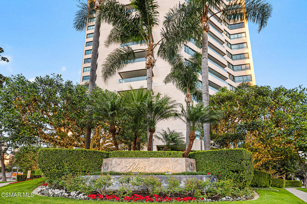 Los Angeles, California, 90024, United States, 3 Bedrooms Bedrooms, ,4 BathroomsBathrooms,Residential,Active,2020549