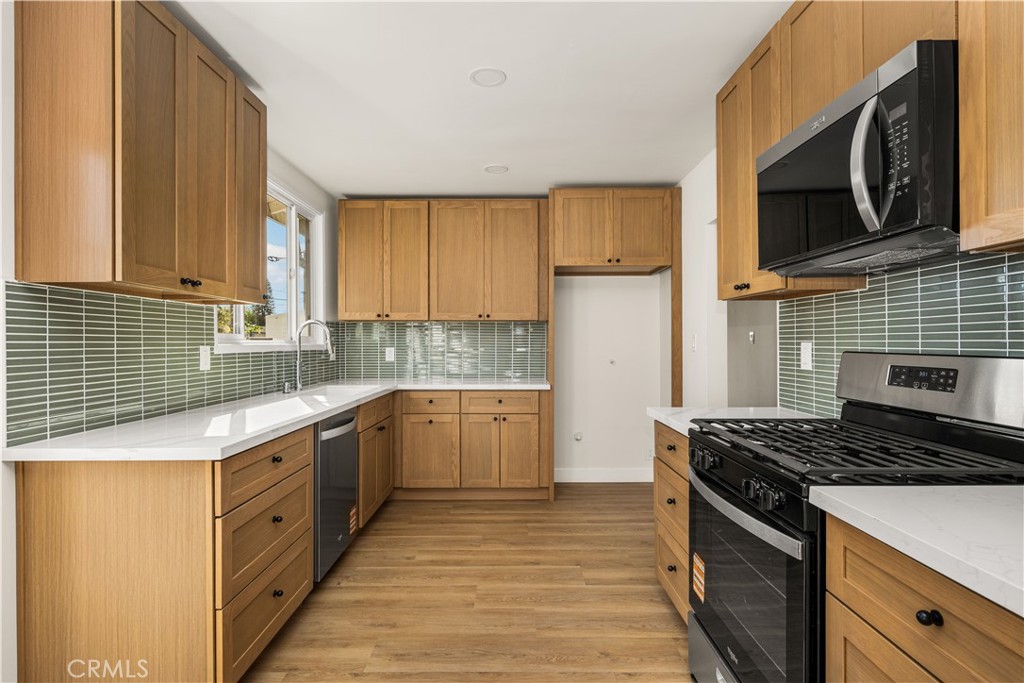 18600 S New Hampshire