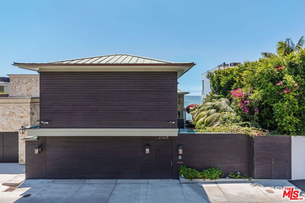 Photo of 27228 Escondido Beach Road, Malibu, CA 90265 (MLS # 26657631)