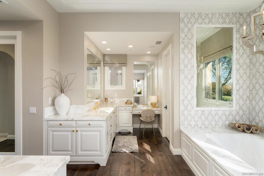 Santaluz - Residential