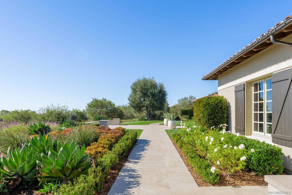 Santaluz - Residential