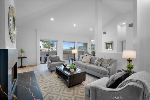 Photo of 3482 Coldwater Canyon Avenue, Studio City, CA 91604 (MLS # SR26041609)
