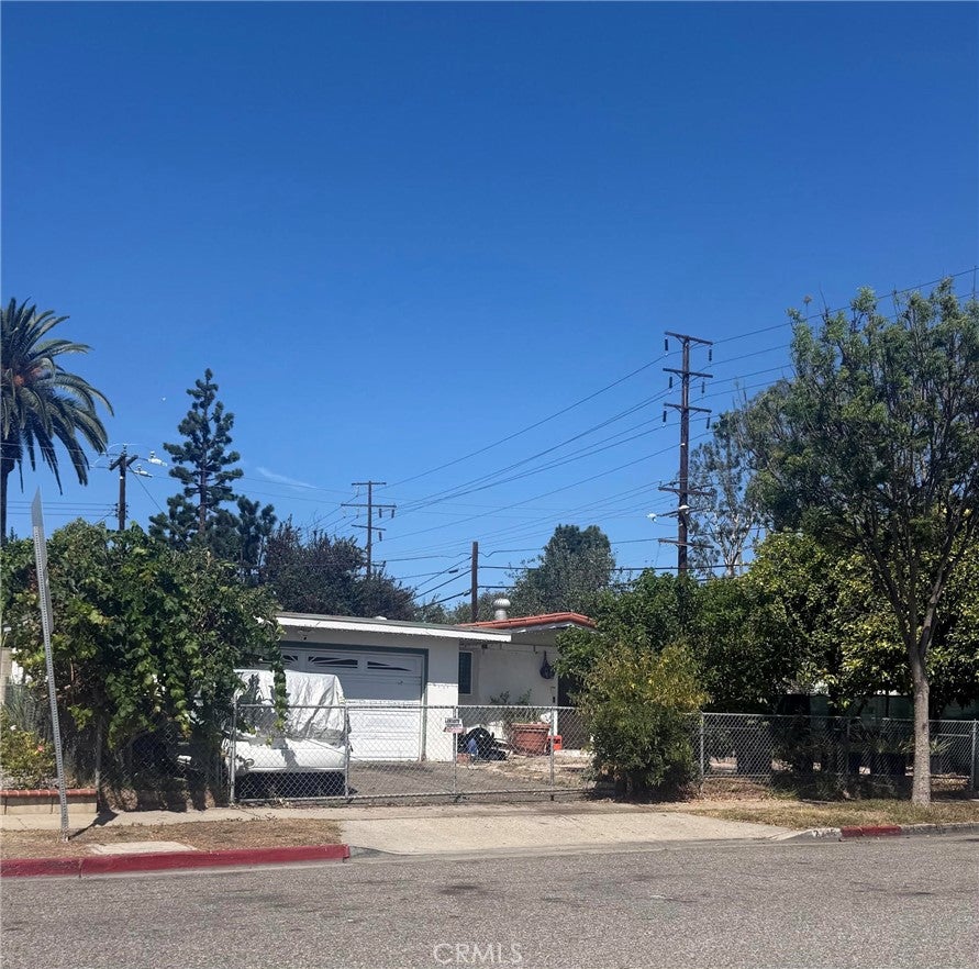 2245 Anaheim AVE, Costa Mesa CA 92627